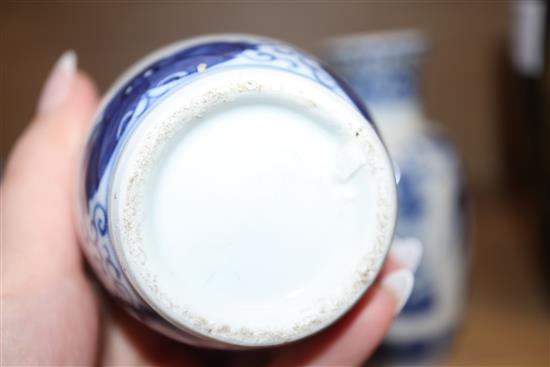 A pair of 19th century Chinese blue and white small vases, height 15cm